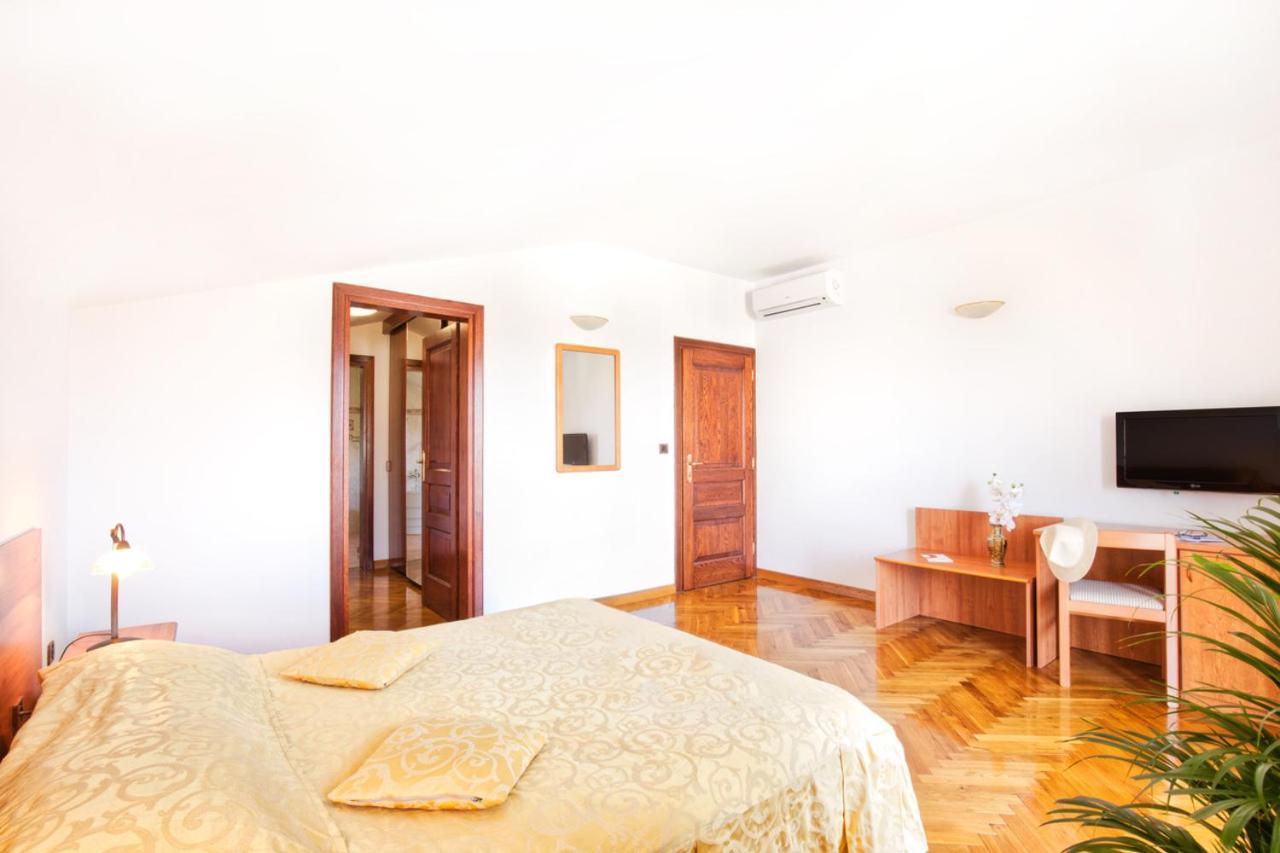 Villa Sveta Eufemija Bed End Breakfast I Rovinj Zewnętrze zdjęcie